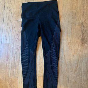 Mapped out lulu leggings